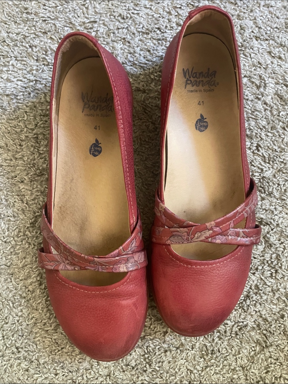 Wanda Panda Red Leather Mary Jane Flats